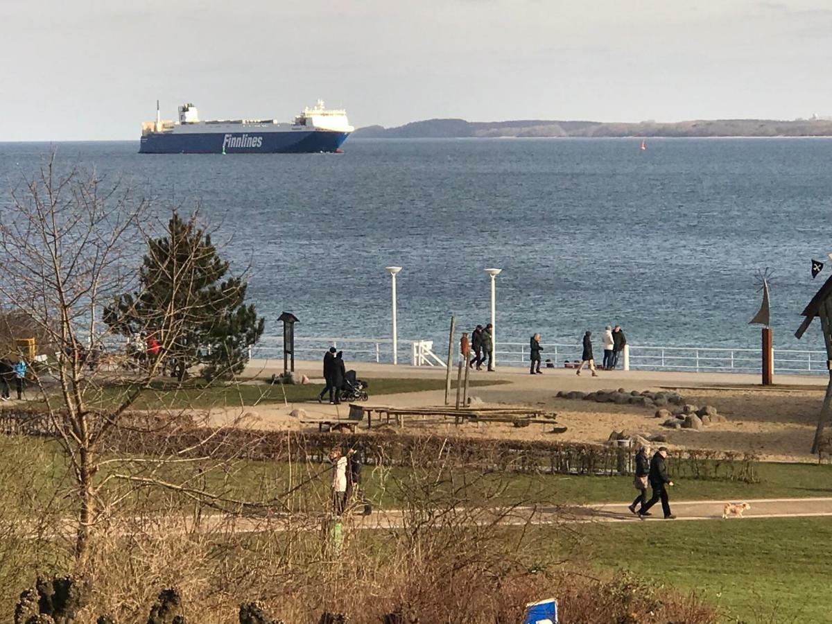 Seaside Mit Ostseeblick Lubeck Exterior photo