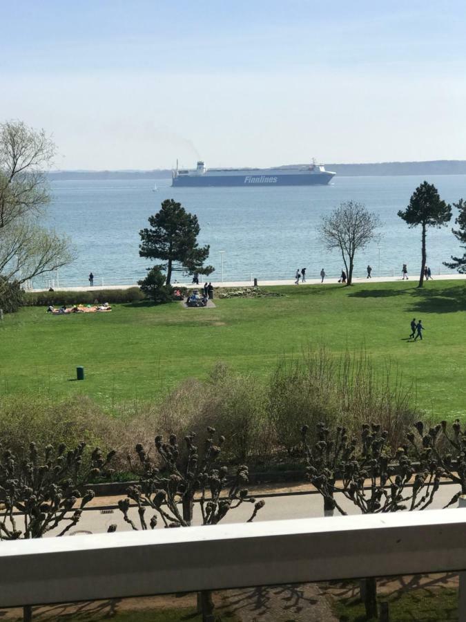 Seaside Mit Ostseeblick Lubeck Exterior photo